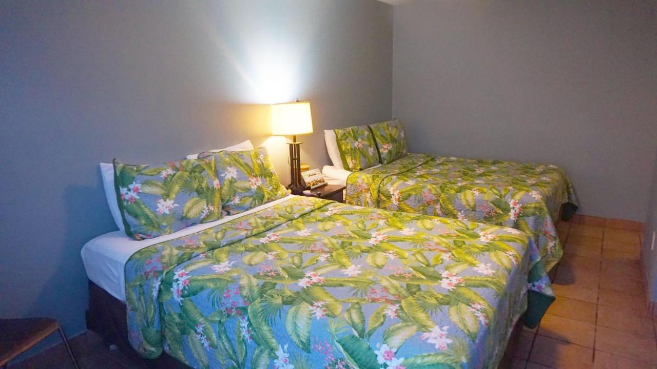 Upper Deck Hotel And Bar - Adults Only South Padre Island Ngoại thất bức ảnh