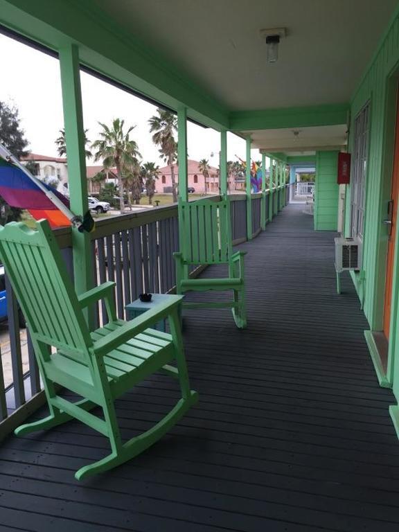 Upper Deck Hotel And Bar - Adults Only South Padre Island Ngoại thất bức ảnh
